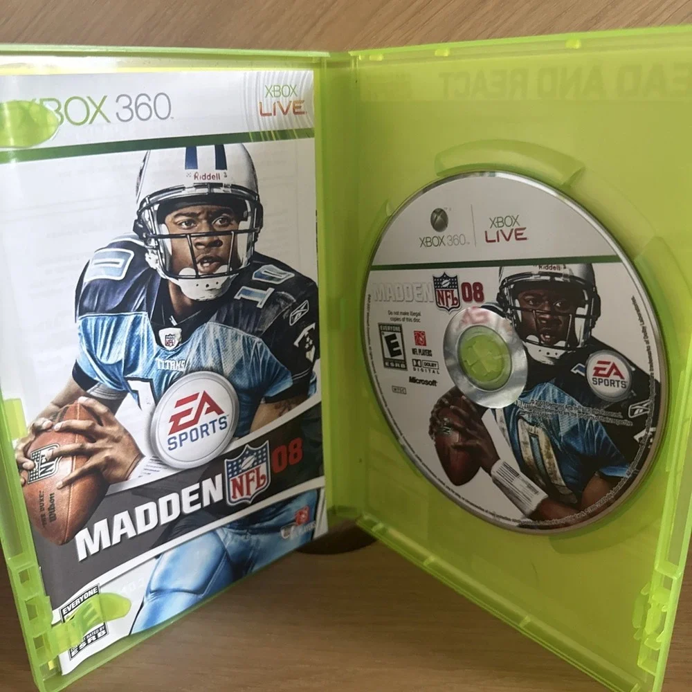 Madden NFL 08 (Microsoft Xbox 360, 2007)‎